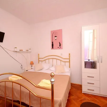 Gæstehus Ana 3*